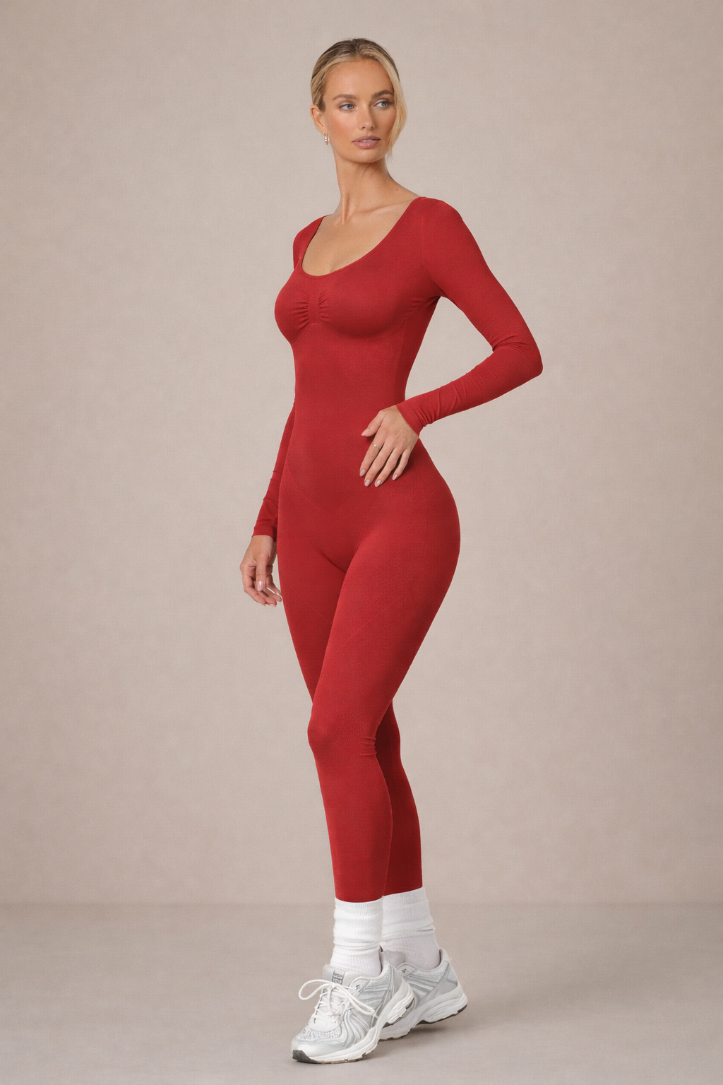 YM — THE RED ICON